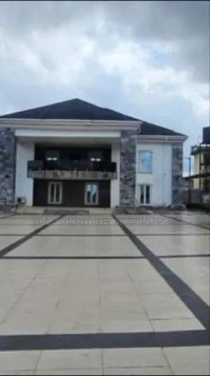5bdrm Duplex in Prestigious Rocana for sale