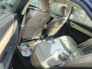 Toyota Corolla 2015 Black