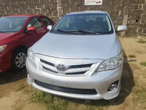Toyota Corolla 2010 Silver