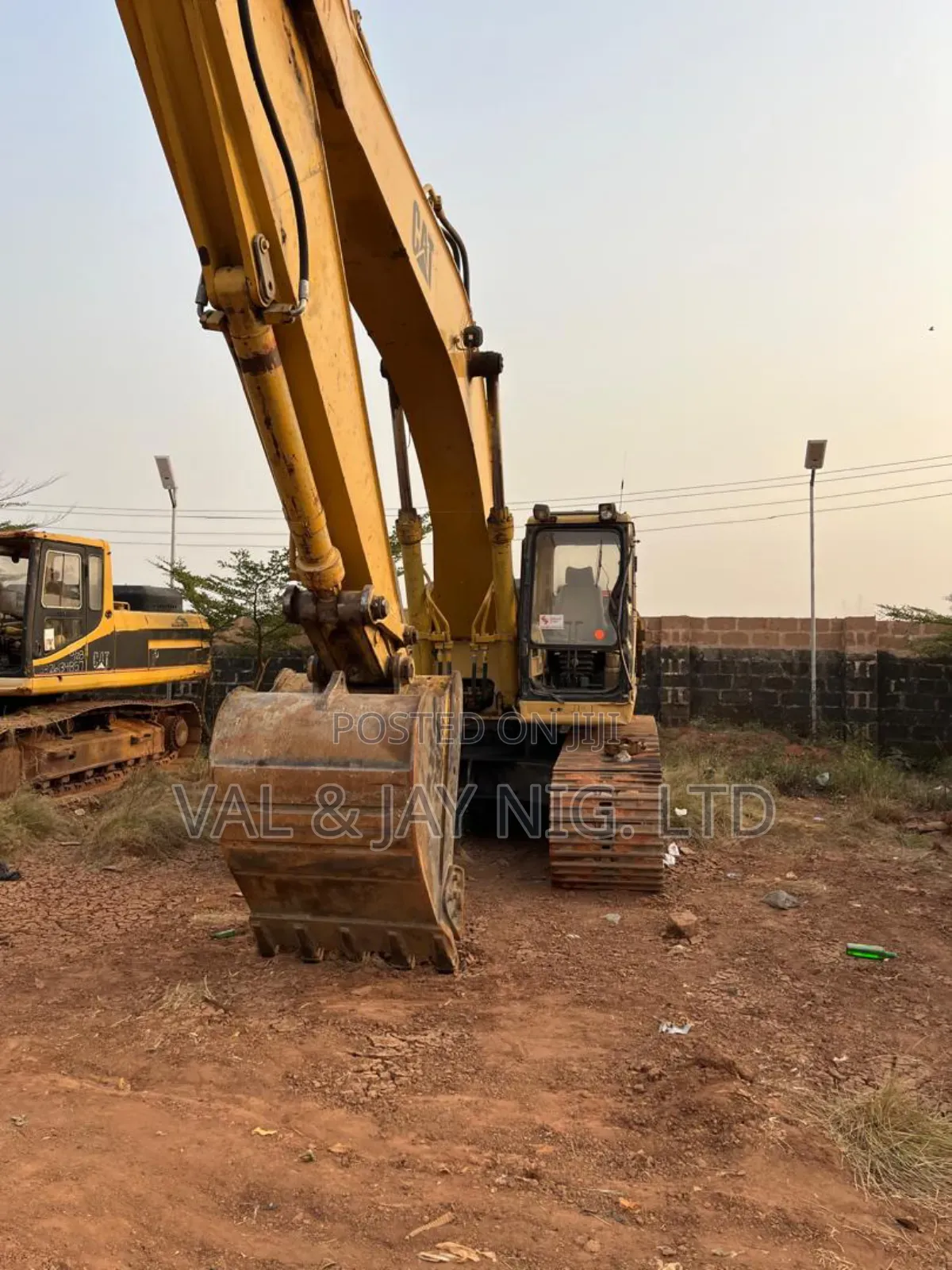 Cat Excavator 330L - Foreign Use - New Arrival