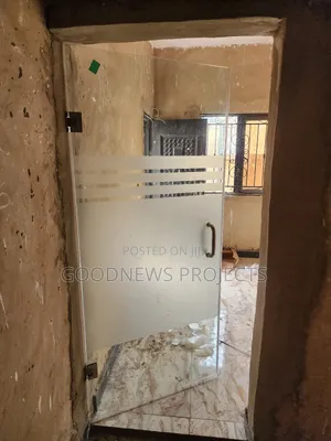 Laundry Plain Glass Door