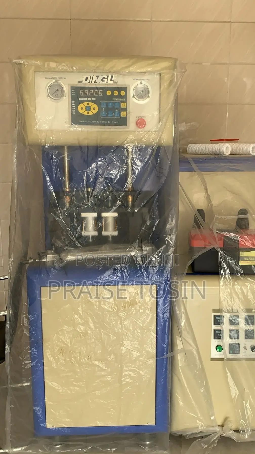 Pet Blowing Machine