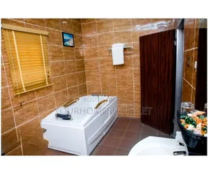 6 Bedrooms Duplex Self Compound That Allows Get Together