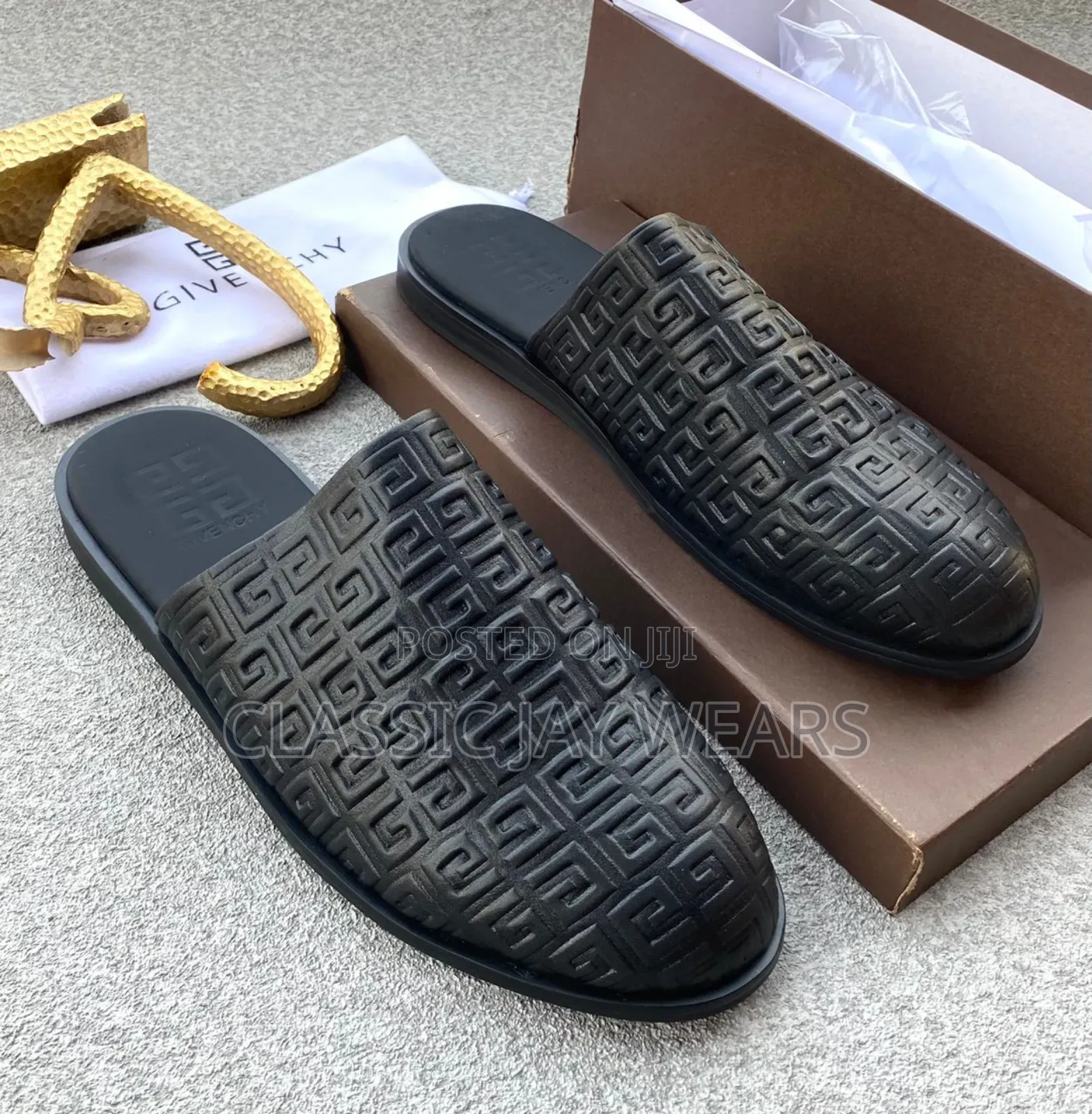 High Quality Givenchy Flat Half Shoe for Men