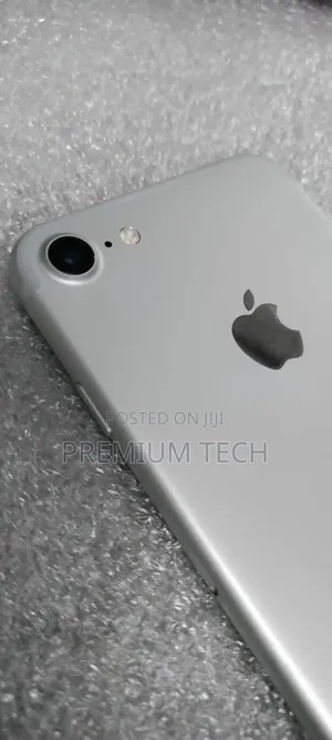 Apple iPhone 7 128 GB Silver