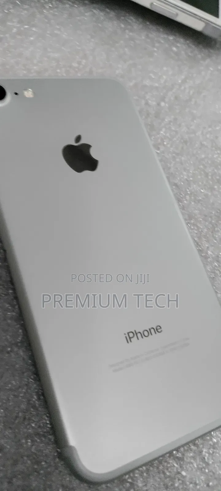 Apple iPhone 7 128 GB Silver