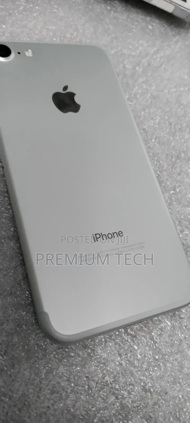 Apple iPhone 7 128 GB Silver