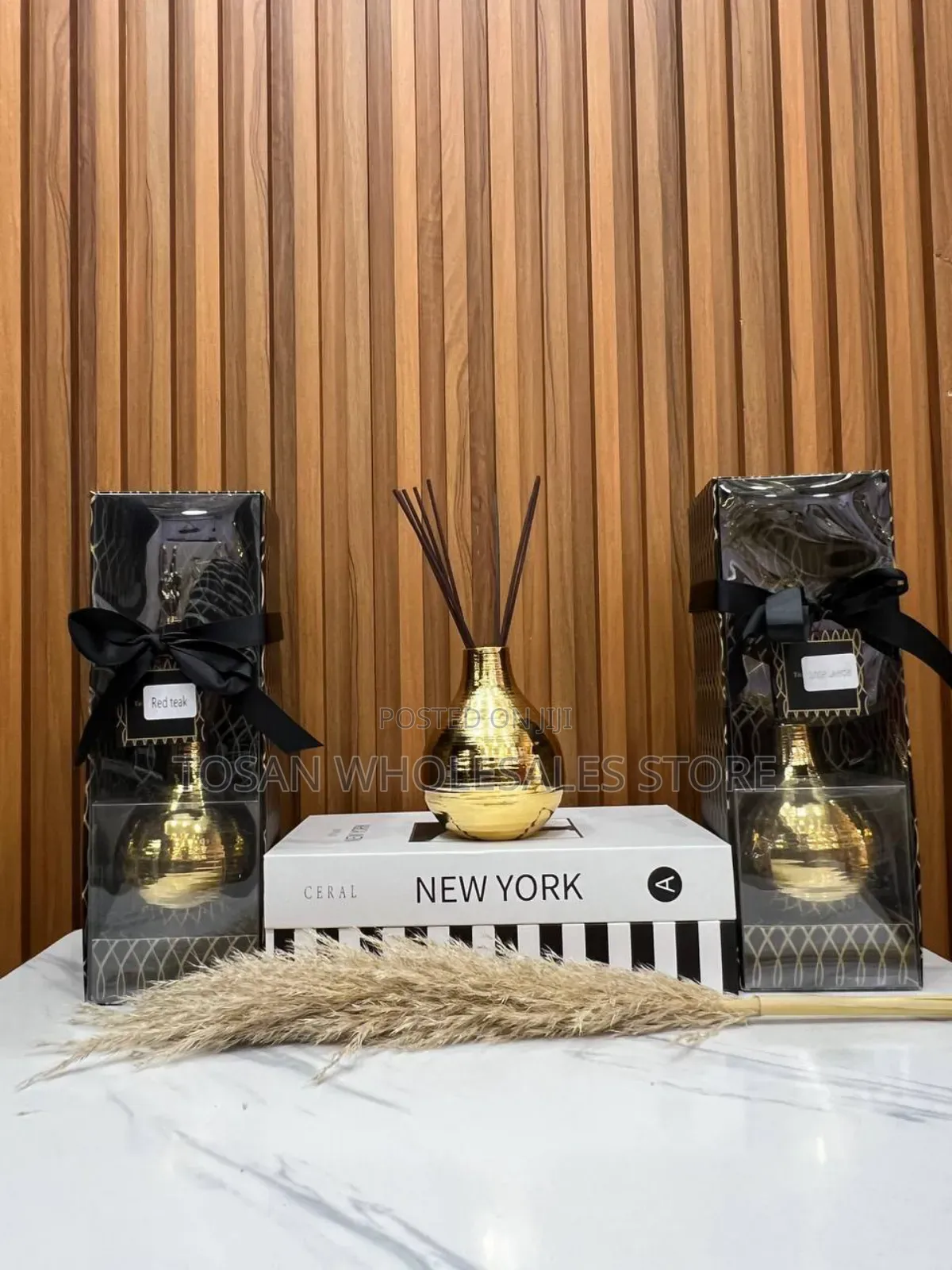 Gold Vase Reed Diffuser