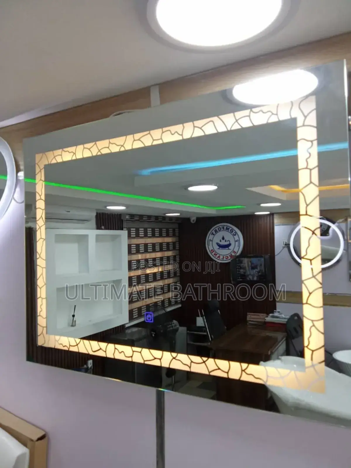 80x60cm Horizontal Installation 3lights Display Mirror