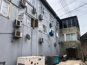 For Sale: Massive Multi Purpose Plaza on 5 Plots in Ph