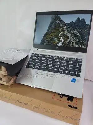 New Laptop HP EliteBook 830 G7 12GB Intel Core i5 SSD 256GB