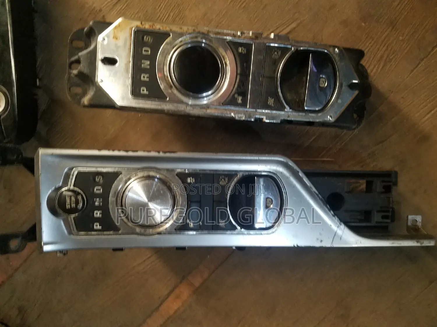 Jaguar Gear Levers Available