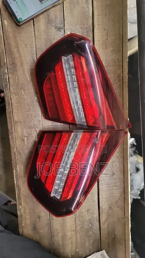 GLA250 2018 Set of Boot Light