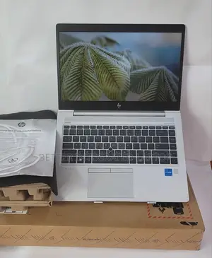 New Laptop HP EliteBook 830 G7 8GB Intel Core i5 SSD 512GB