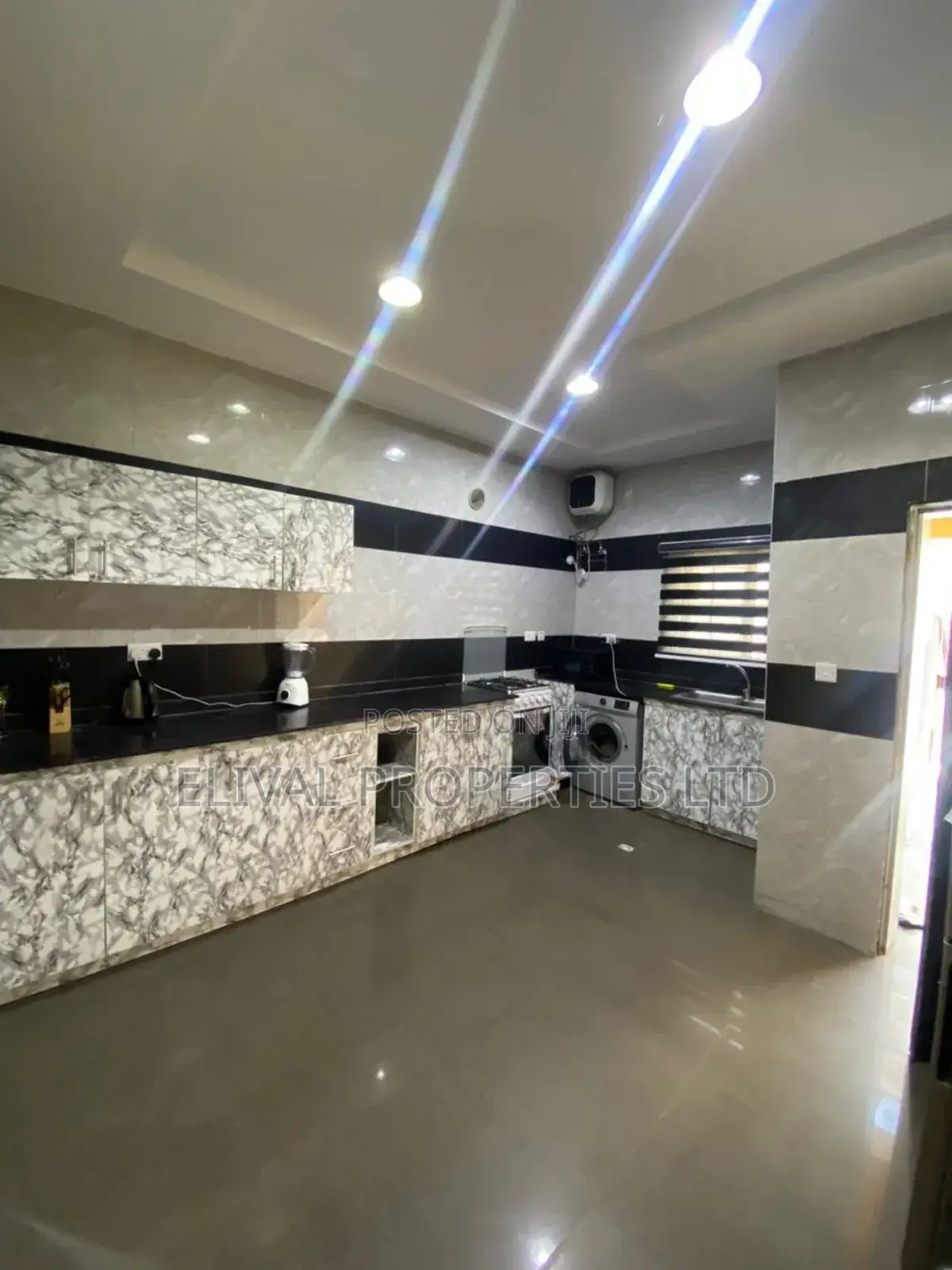 Luxurious 3bedroom Serviced Apartment