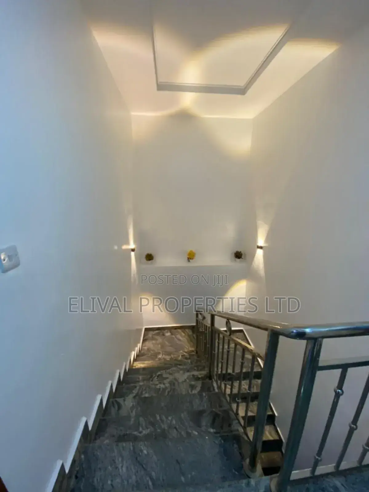 Luxurious 3bedroom Serviced Apartment