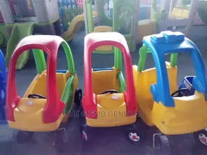 Kiddies Toy Movable Cart With Roof