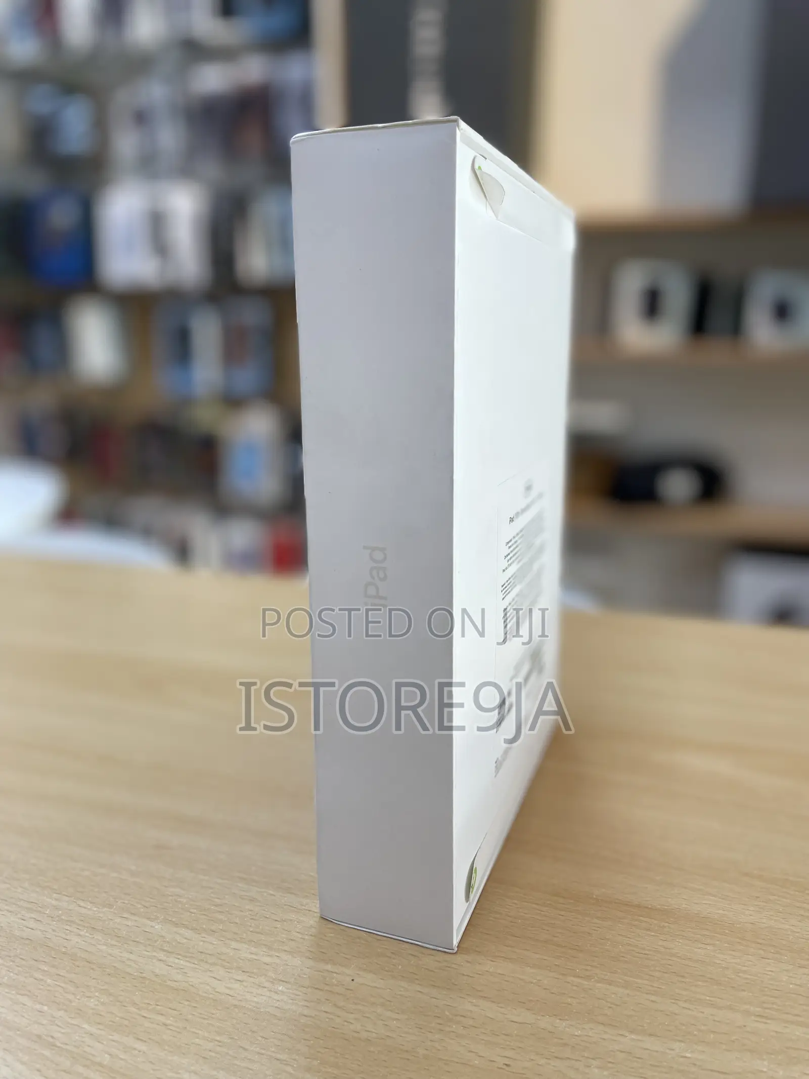 New Apple iPad 10.2 (2021) 256 GB Silver