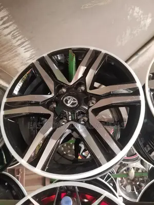 17inches Hilux Brand New Alloyed Rim/Wheel