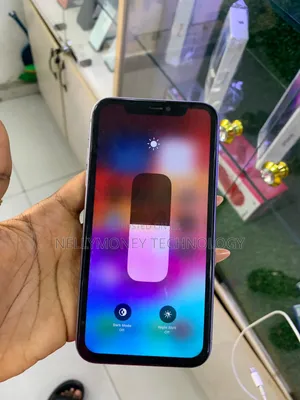 Apple iPhone 11 64 GB Purple