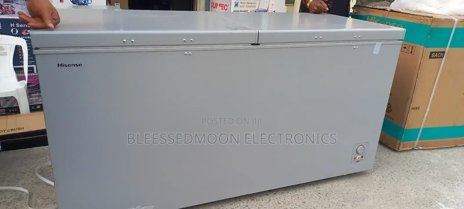 Hisense 500lts Deep Freezer Low Voltage Supper Expert Coo