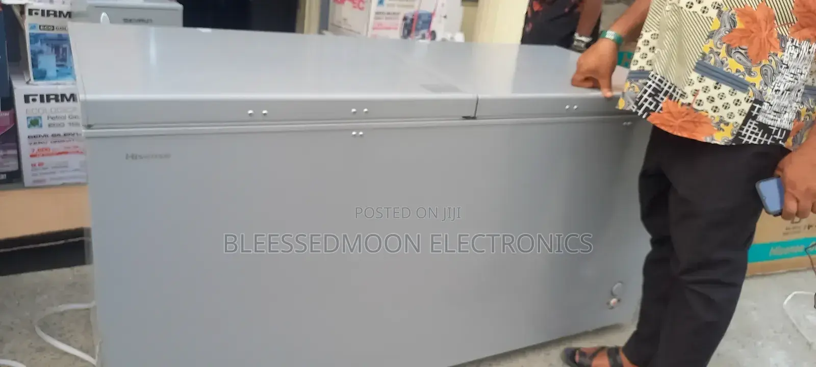Hisense 500lts Deep Freezer Low Voltage Supper Expert Coo