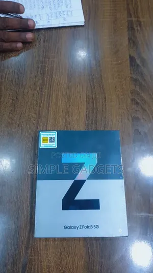 New Samsung Galaxy Z Fold 3 256 GB
