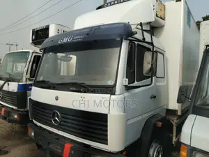 Mercedes Cooling Truck 10tonnes
