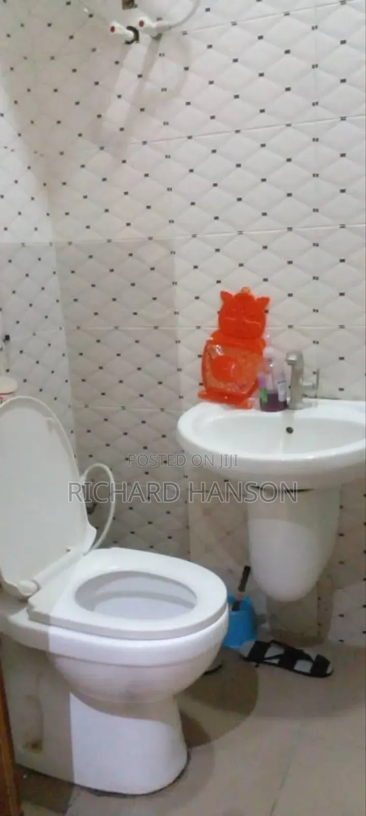 3bdrm Bungalow in In Awoyaya for sale