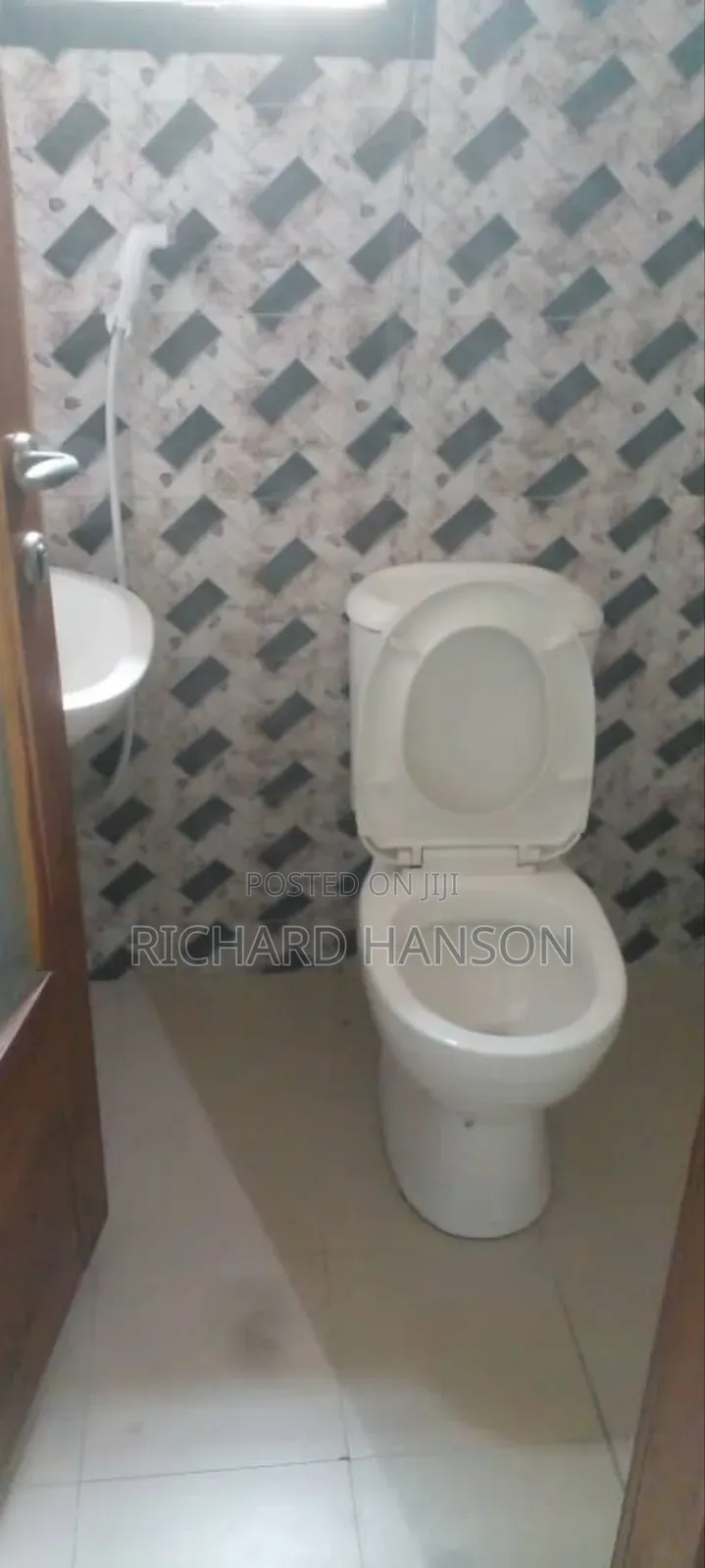 3bdrm Bungalow in In Awoyaya for sale