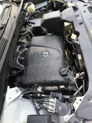 Toyota Highlander XLE 4x4 V6 (3.5L 6cyl 8A) 2017 White