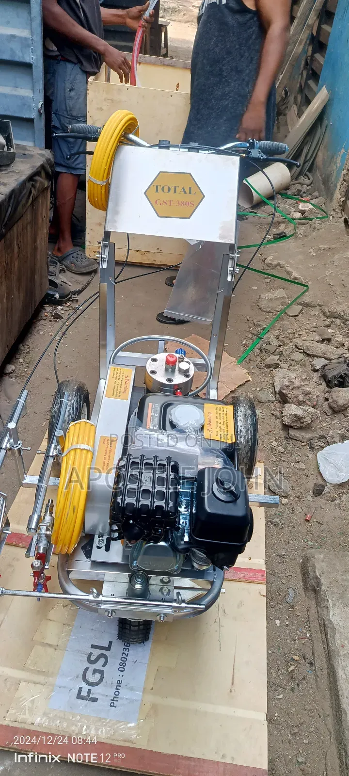 Road Marking Machine