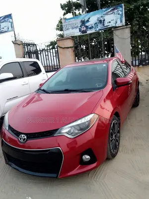 Toyota Corolla 2014 Red