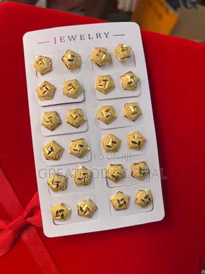 Earrings for Ladies and Gentleman