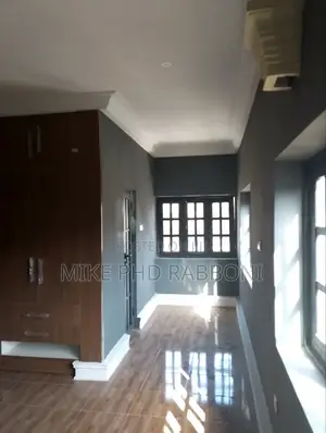5bdrm Duplex in G. R. A, Enugu for rent