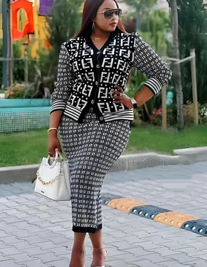 Photo - Women Luxury 2pcs Set