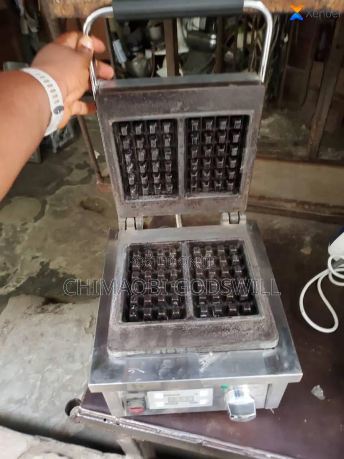 Waffle Maker Machine