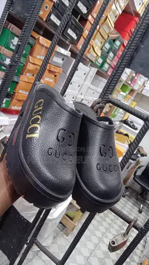 Gucci Crocs