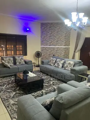 Single Room, Shared Apartment