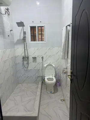 Single Room, Shared Apartment