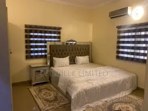 Single Room, Shared Apartment