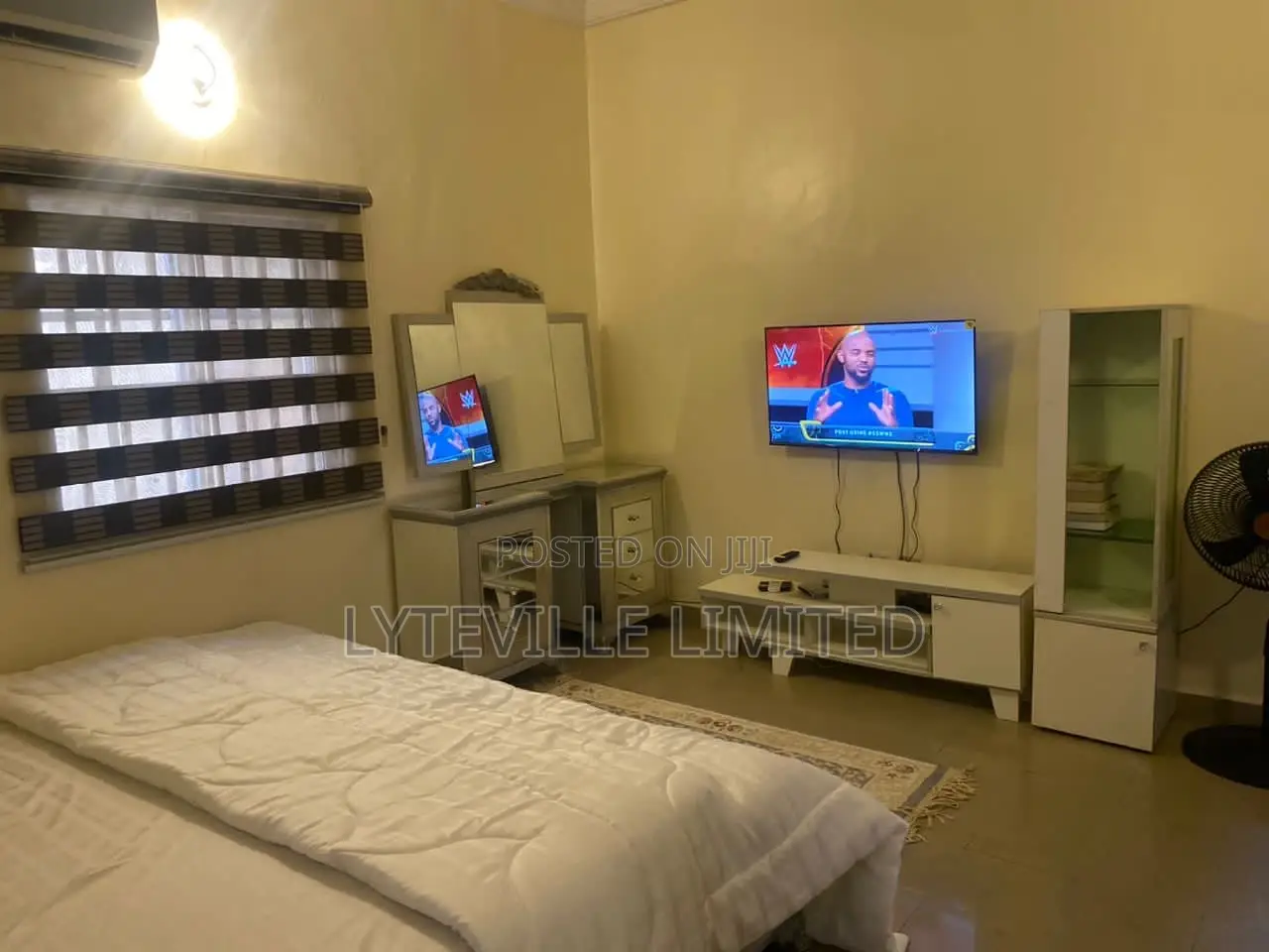 Single Room, Shared Apartment