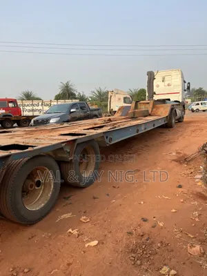 100 Tons Double Axle Lowbed Back - Foreign Use