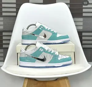 Nike Sb Dunk Low Pro Collection