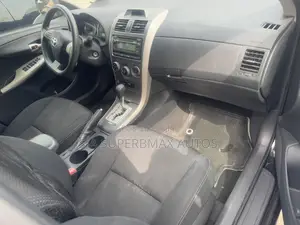 Toyota Corolla 2013 Black