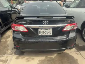 Toyota Corolla 2013 Black