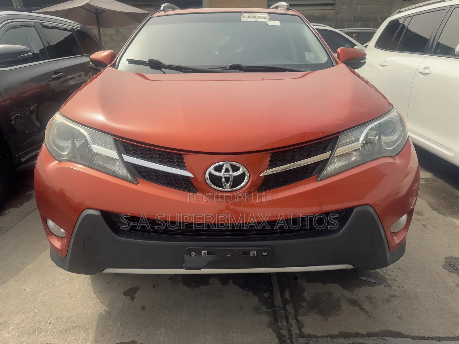 Toyota RAV4 2015 Orange