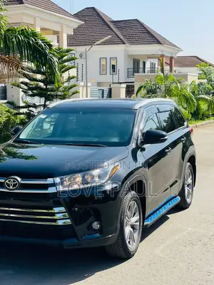 Toyota Highlander 2015 Black