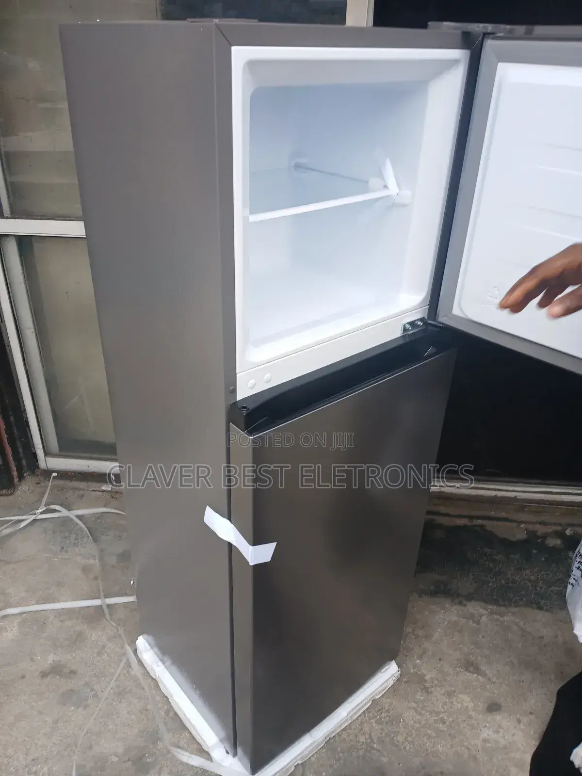 Hisense Fridge 200