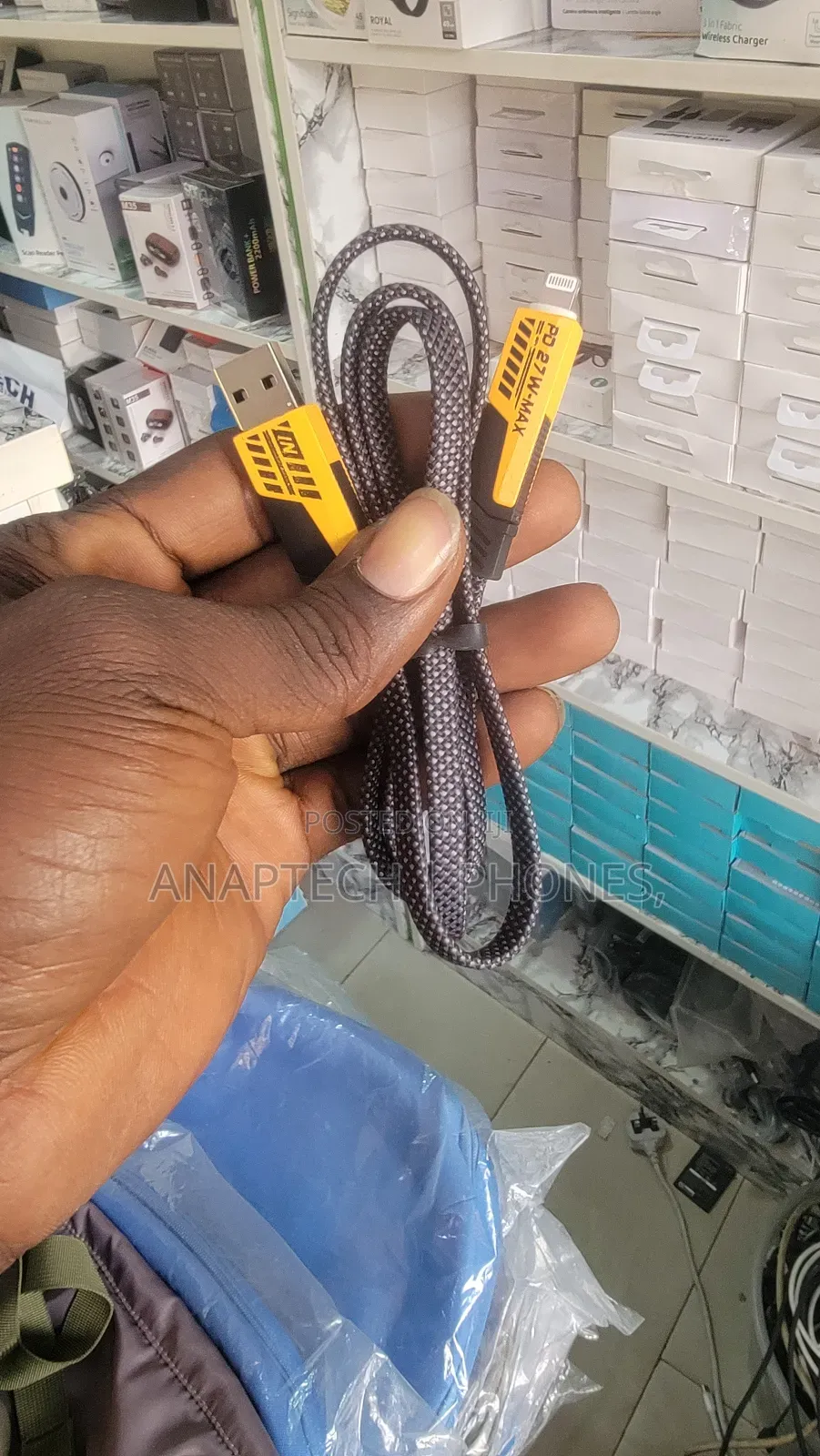 4in1 Cable It Can Work as Type a to iPhone Type to iPhone